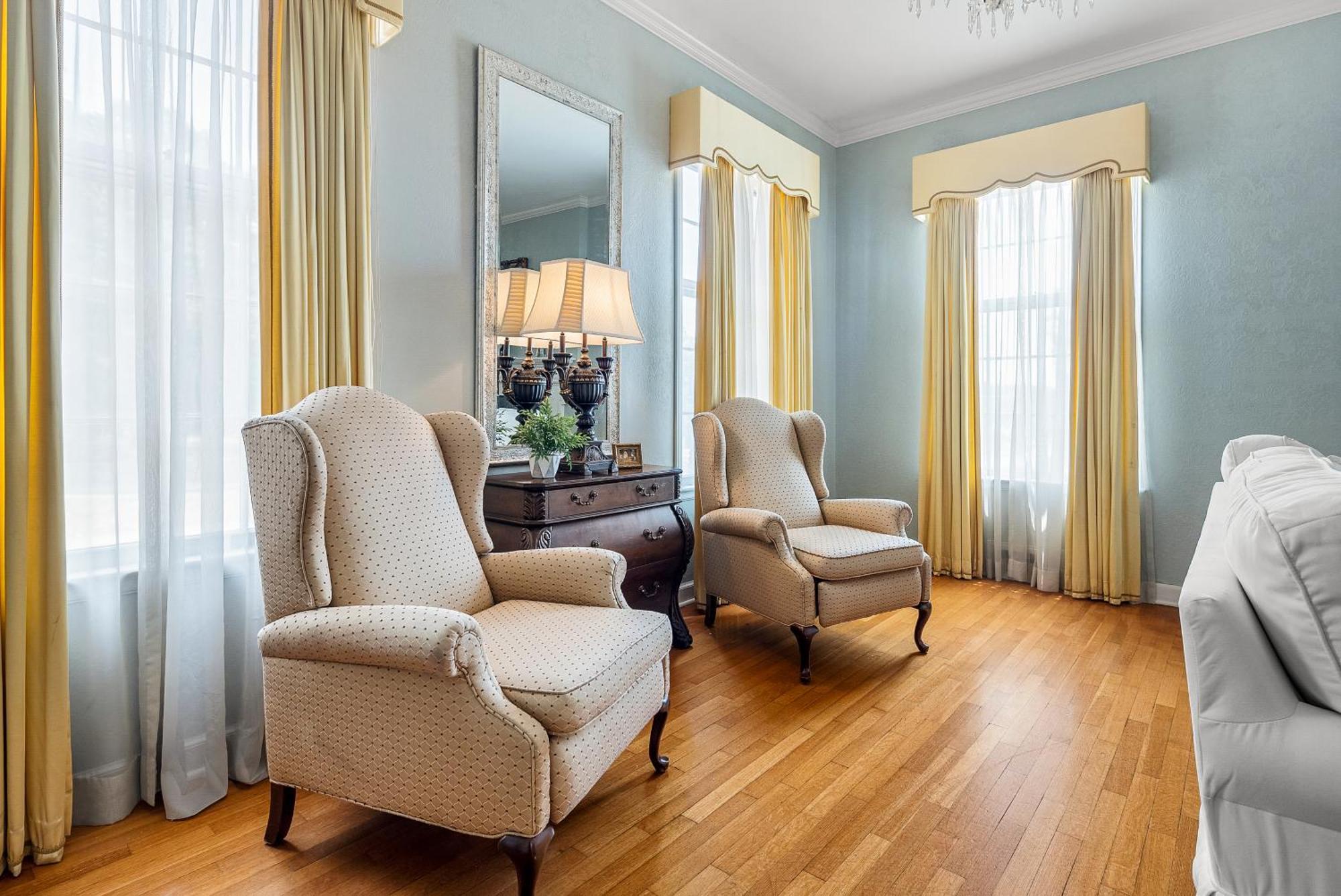 Beland Mansion-Blue Jay Suite! フォートスミス エクステリア 写真
