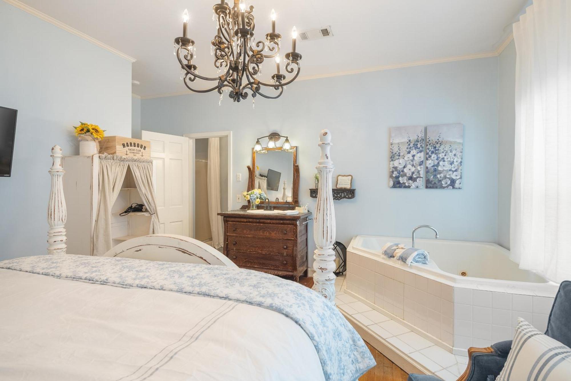 Beland Mansion-Blue Jay Suite! フォートスミス エクステリア 写真